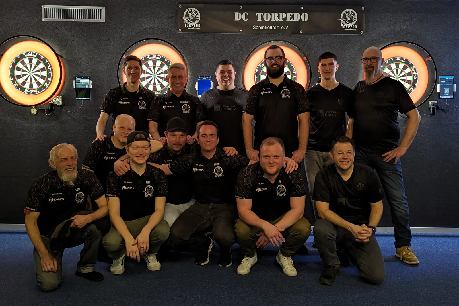 DC Torpedo und die Hüggelspikes A im Schinkeltreff